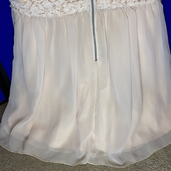 Blush semi formal dress - Picture 8 of 10